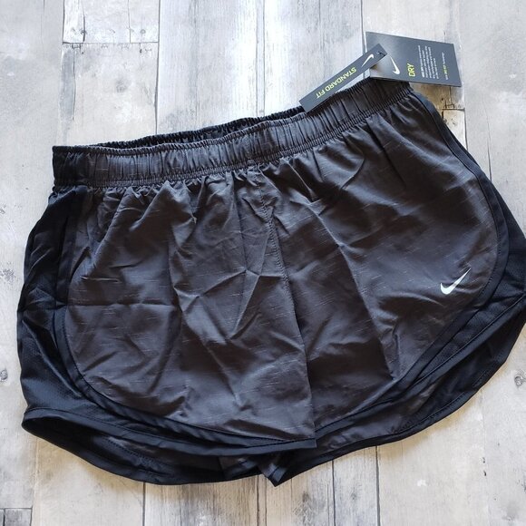 NWT - Nike Women's Black Heather/Grey Tempo Brief-Lined Running Short - Size M - Picture 2 of 3